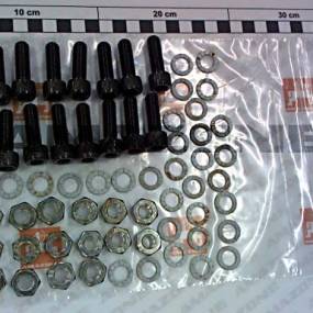 Verschraubungssatz (Y413298002) Amazone